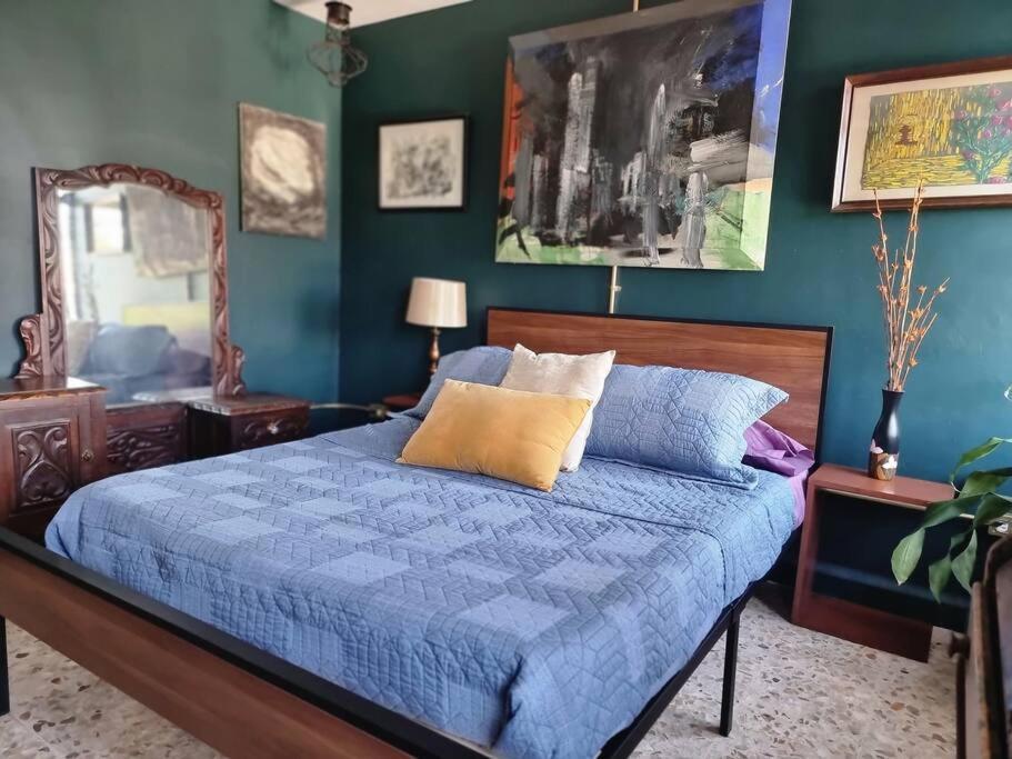 Stunning With Spacious Private Rooftop!
