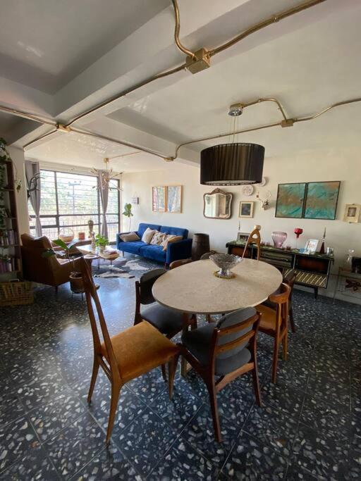 Stunning With Spacious Private Rooftop! *