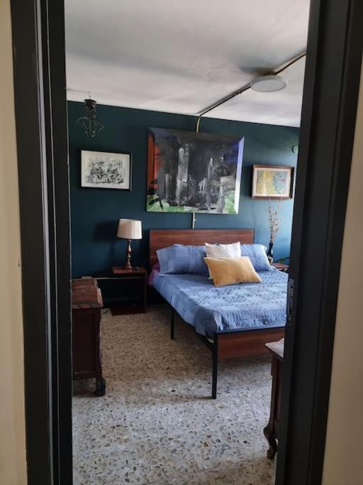 Stunning With Spacious Private Rooftop! Apartment *